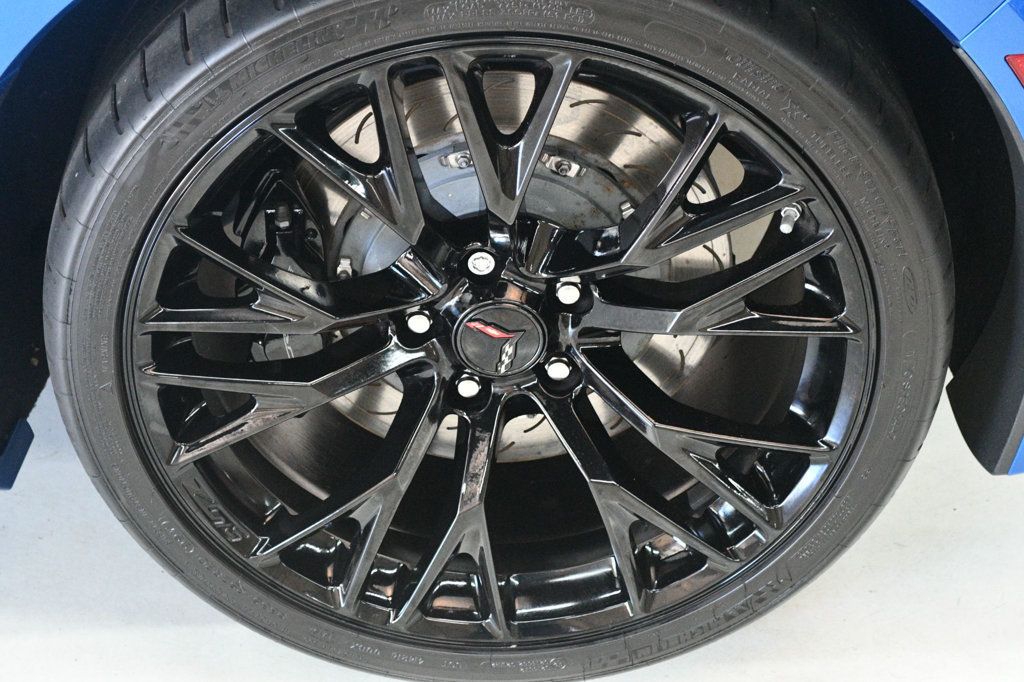 2016 Chevrolet Corvette Z06 Coupe 2LZ photo 17