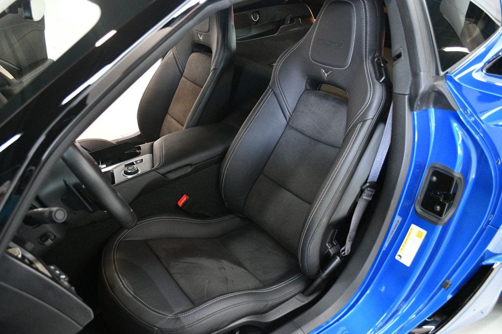 2016 Chevrolet Corvette Z06 Coupe 2LZ photo 26