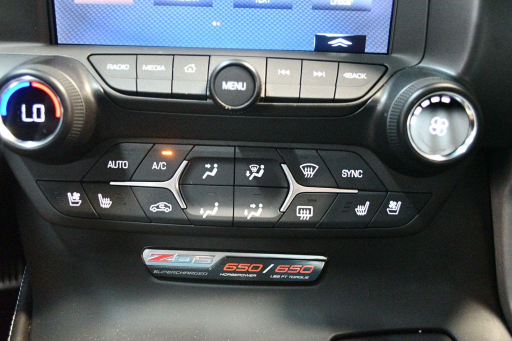 2016 Chevrolet Corvette Z06 Coupe 2LZ photo 47