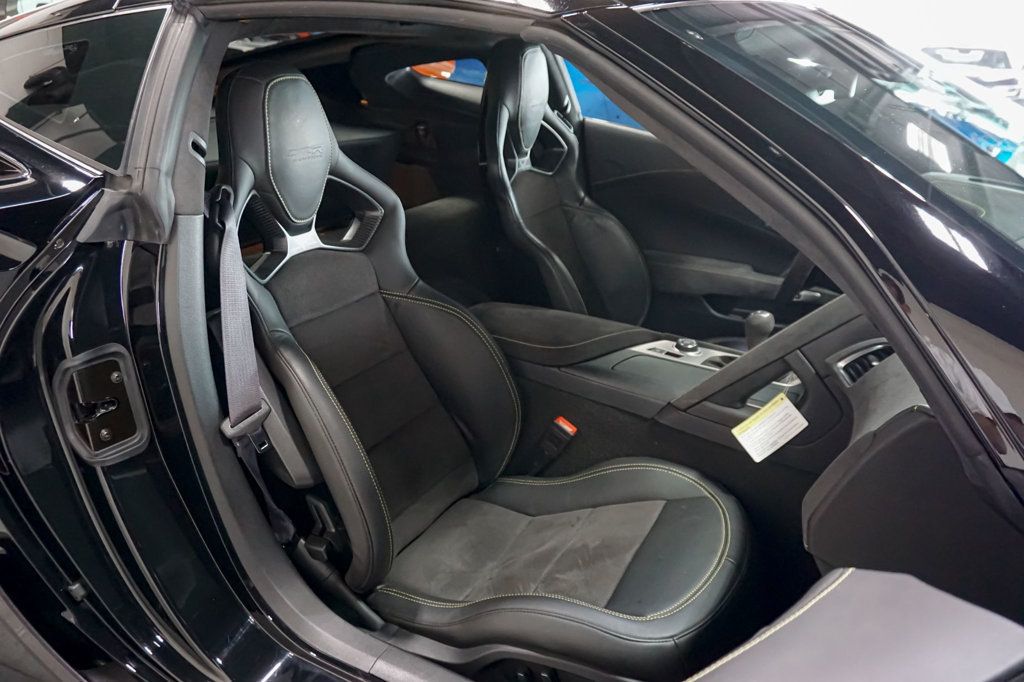 2016 Chevrolet Corvette 2dr Z06 Coupe w/3LZ - 23015788 - 38