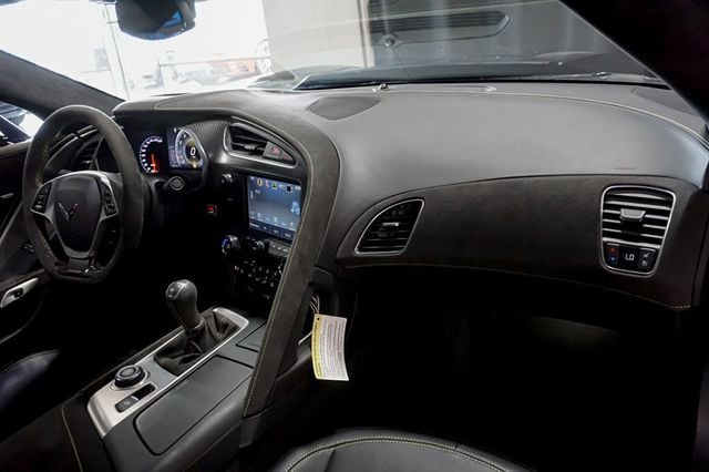 2016 Chevrolet Corvette 2dr Z06 Coupe w/3LZ - 23015788 - 66