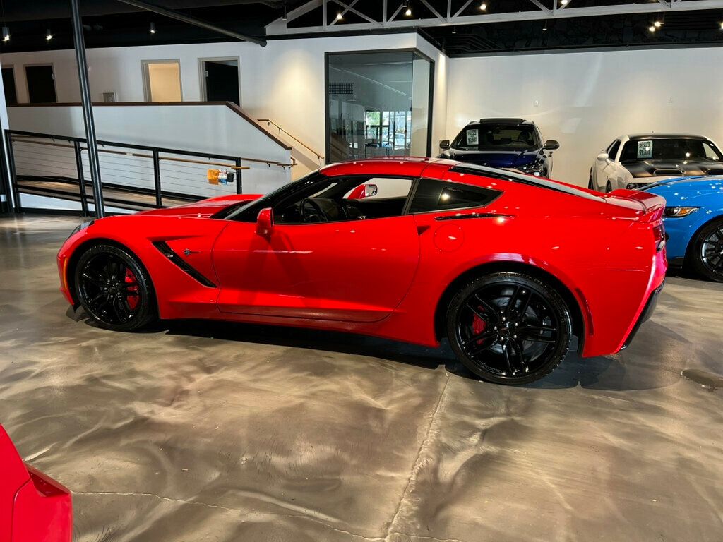2016 Chevrolet Corvette 3LT Coupe photo 2