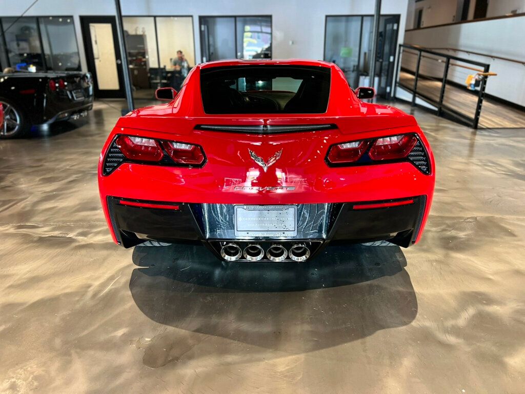 2016 Chevrolet Corvette 3LT Coupe photo 4