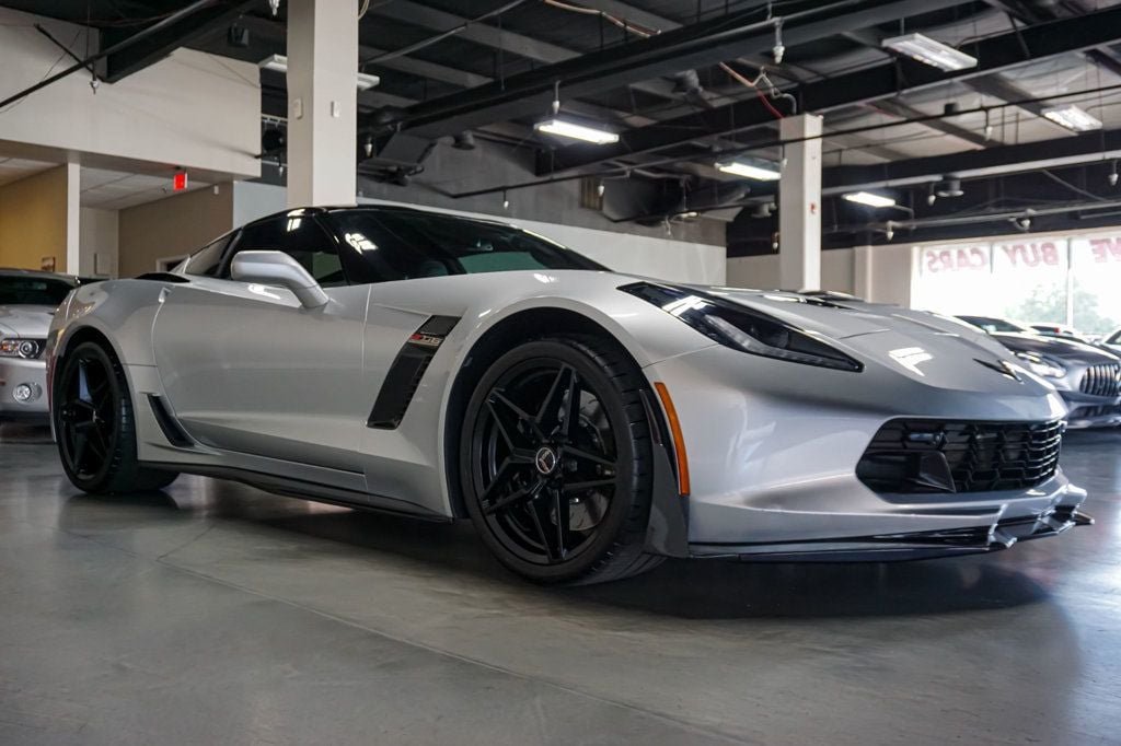 2016 Chevrolet Corvette Z06 2LZ photo 2