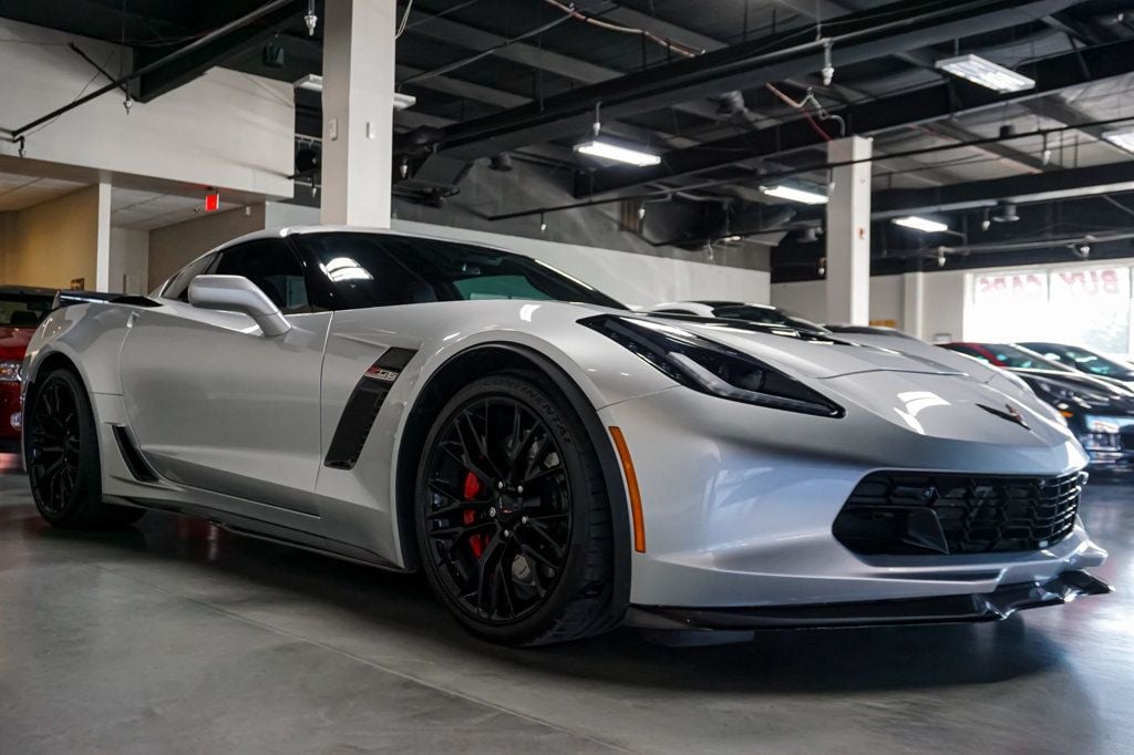2016 Chevrolet Corvette Z06 2LZ Coupe photo 2