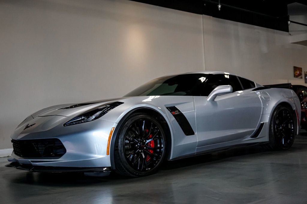 2016 Chevrolet Corvette Z06 2LZ Coupe photo 3