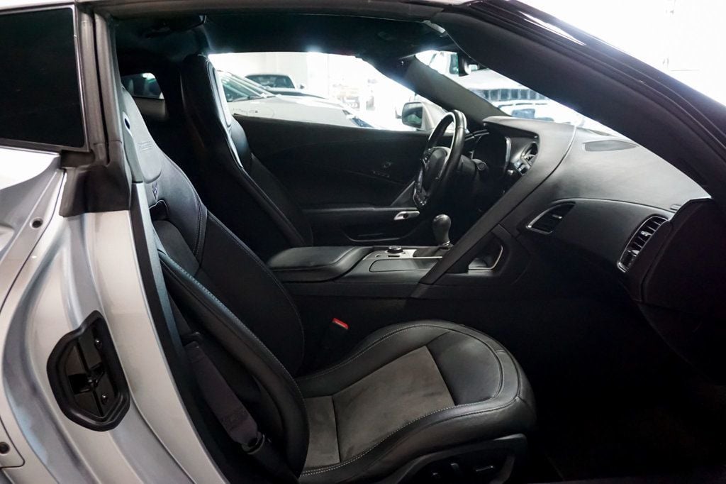 2016 Chevrolet Corvette Z06 2LZ Coupe photo 30