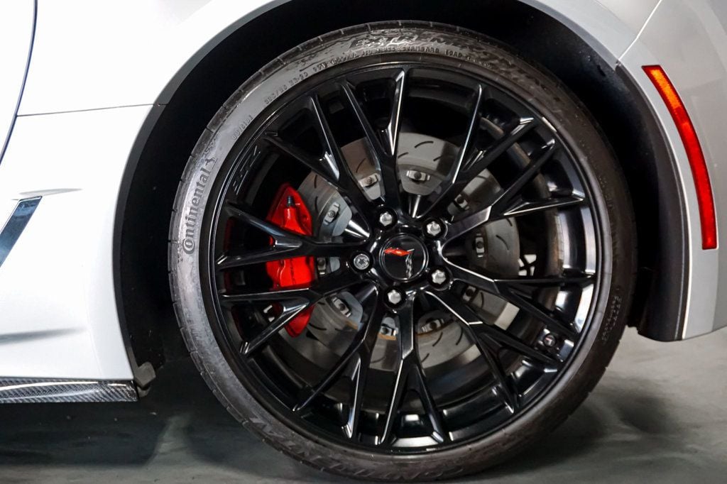 2016 Chevrolet Corvette Z06 2LZ Coupe photo 36