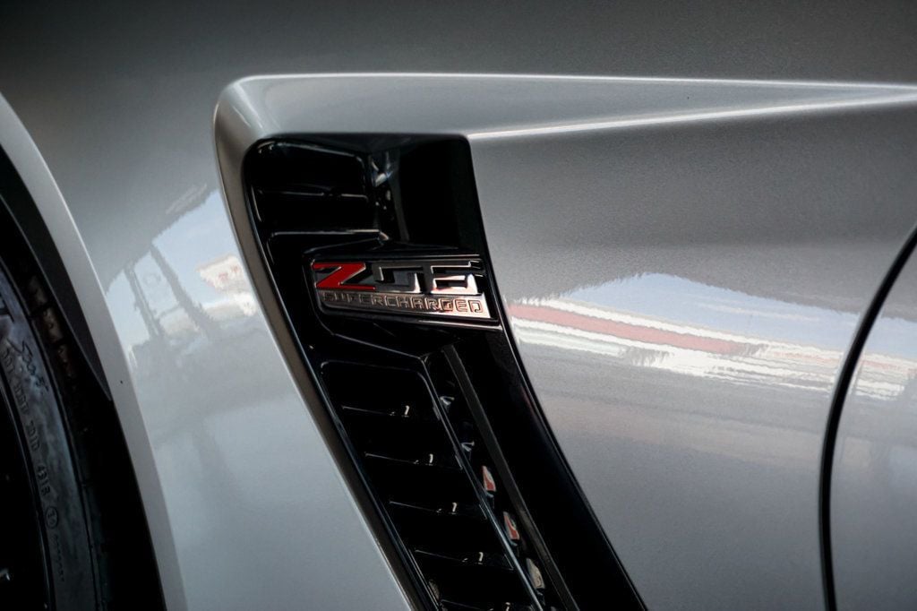 2016 Chevrolet Corvette Z06 2LZ Coupe photo 46