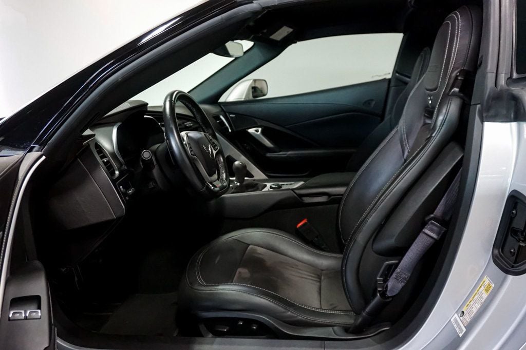 2016 Chevrolet Corvette Z06 2LZ Coupe photo 8