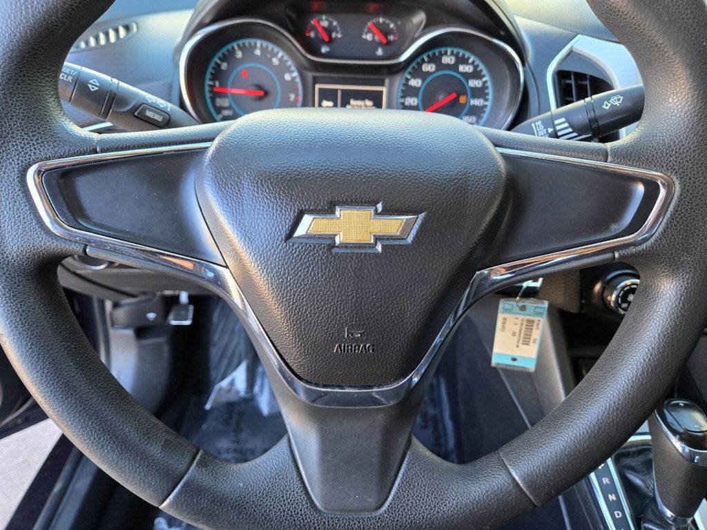 2016 Chevrolet CRUZE 4dr Sedan Automatic LS - 22904287 - 14