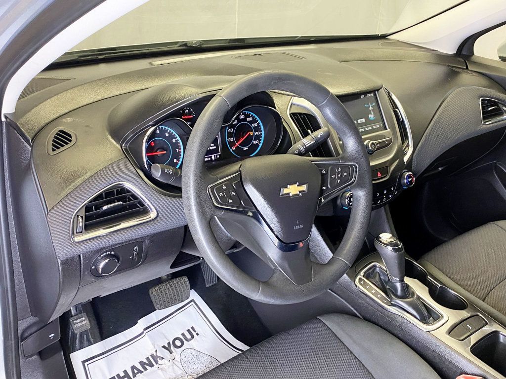 2016 Chevrolet CRUZE 4dr Sedan Automatic LT - 22943791 - 18