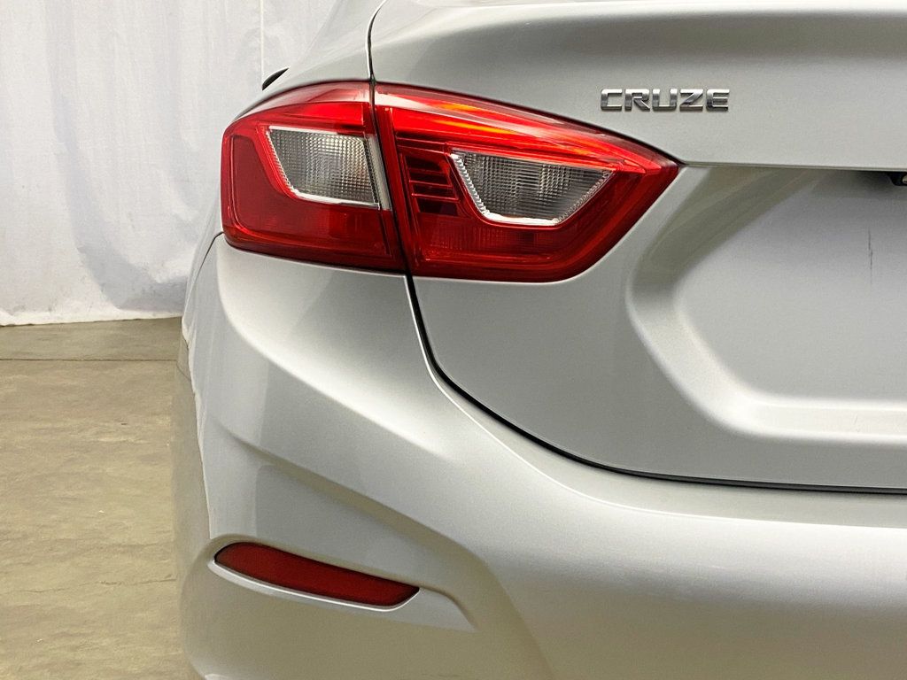 2016 Chevrolet CRUZE 4dr Sedan Automatic LT - 22943791 - 4