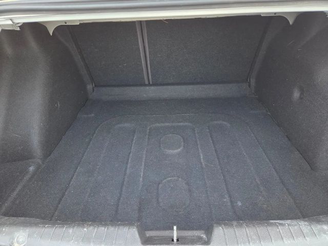 2016 Chevrolet Cruze Limited 2LT Sedan 4D - 22989100 - 11