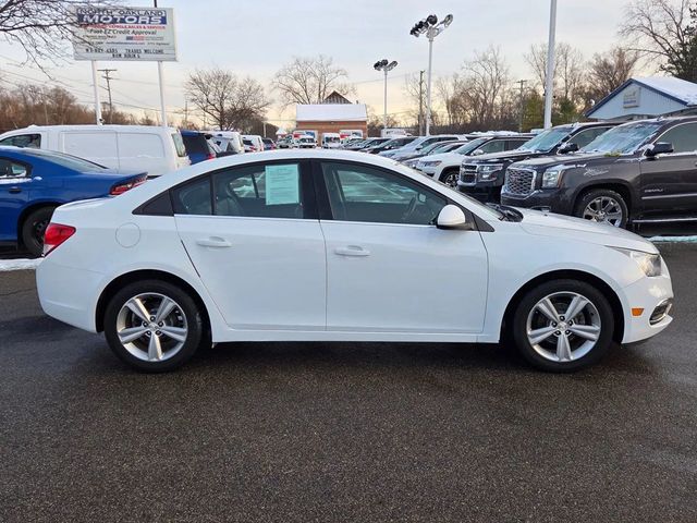 2016 Chevrolet Cruze Limited 2LT Sedan 4D - 22989100 - 2