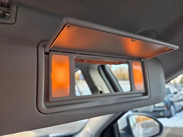 2016 Chevrolet Cruze Limited 2LT Sedan 4D - 22989100 - 31