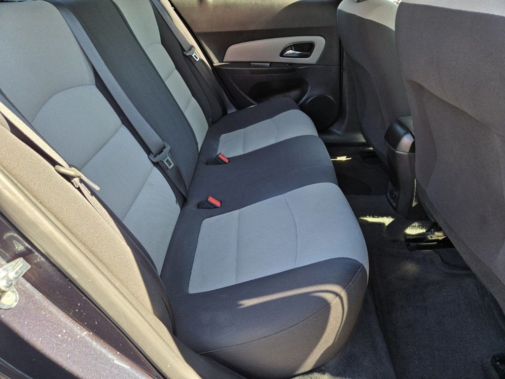 2016 Chevrolet Cruze Limited 4dr Sedan Automatic LS - 22923542 - 10