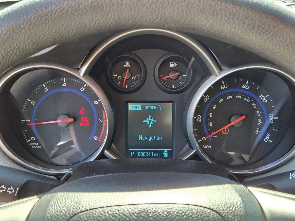 2016 Chevrolet Cruze Limited 4dr Sedan Automatic LS - 22923542 - 16