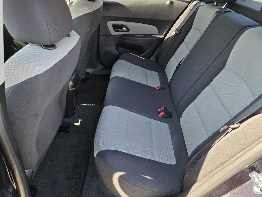 2016 Chevrolet Cruze Limited 4dr Sedan Automatic LS - 22923542 - 7