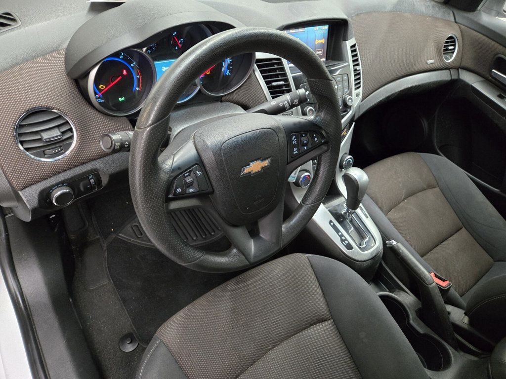 2016 Chevrolet Cruze Limited 4dr Sedan Automatic LT w/1LT - 22933787 - 6