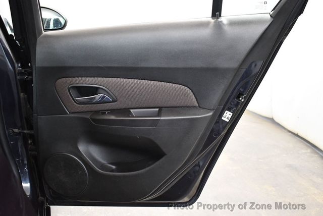 2016 Chevrolet Cruze Limited 4dr Sedan Automatic LT w/1LT - 23022657 - 16