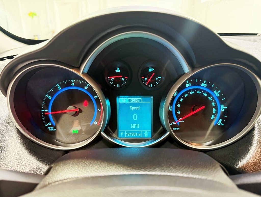 2016 Chevrolet Cruze Limited 4dr Sedan Automatic LT w/1LT - 22928486 - 12