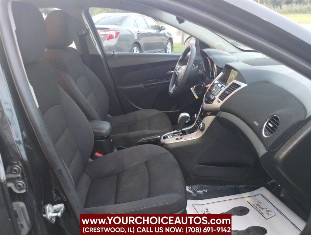 2016 Chevrolet Cruze Limited 4dr Sedan Automatic LT w/1LT - 22898484 - 19