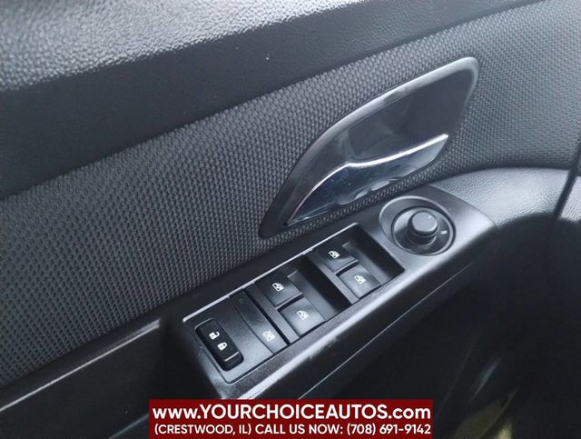 2016 Chevrolet Cruze Limited 4dr Sedan Automatic LT w/1LT - 22898484 - 26