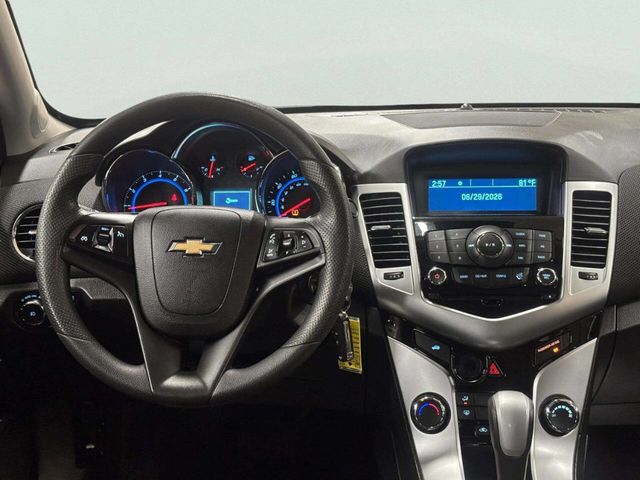 2016 Chevrolet Cruze Limited 4dr Sedan Automatic LT w/1LT - 23047319 - 21