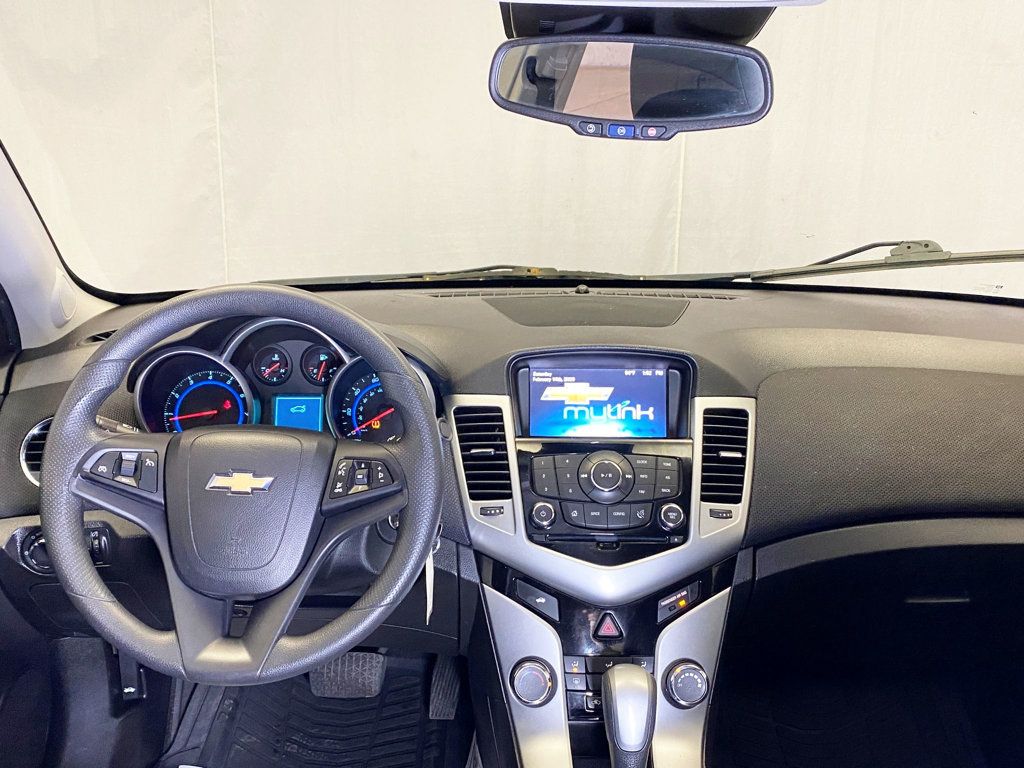 2016 Chevrolet Cruze Limited 4dr Sedan Automatic LT w/1LT - 22984468 - 34