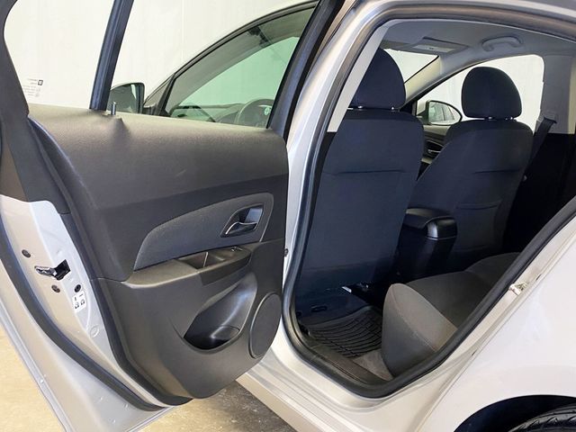 2016 Chevrolet Cruze Limited 4dr Sedan Automatic LT w/1LT - 22984468 - 38