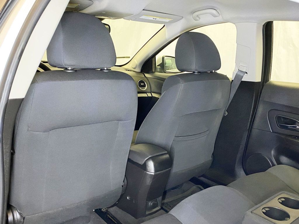 2016 Chevrolet Cruze Limited 4dr Sedan Automatic LT w/1LT - 22984468 - 39