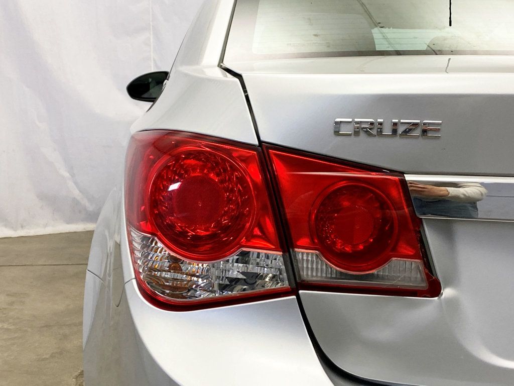 2016 Chevrolet Cruze Limited 4dr Sedan Automatic LT w/1LT - 22984468 - 4