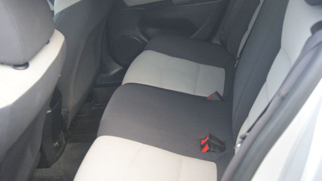 2016 Chevrolet Cruze Limited JUST SERVICED , VERY CLEAN INSIDE AND OUT  - 22909935 - 24