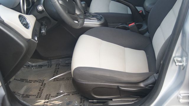 2016 Chevrolet Cruze Limited JUST SERVICED , VERY CLEAN INSIDE AND OUT  - 22909935 - 50