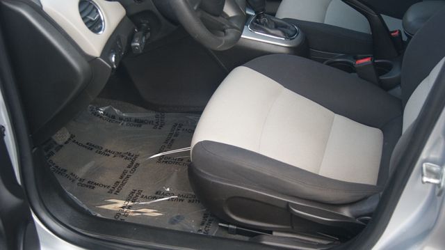 2016 Chevrolet Cruze Limited JUST SERVICED , VERY CLEAN INSIDE AND OUT  - 22909935 - 51