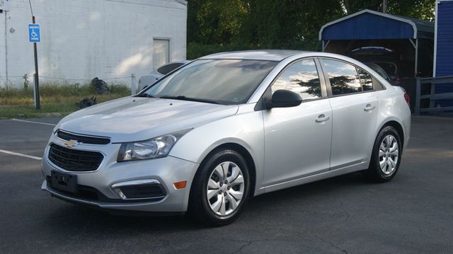2016 Chevrolet Cruze Limited JUST SERVICED , VERY CLEAN INSIDE AND OUT  - 22909935 - 6