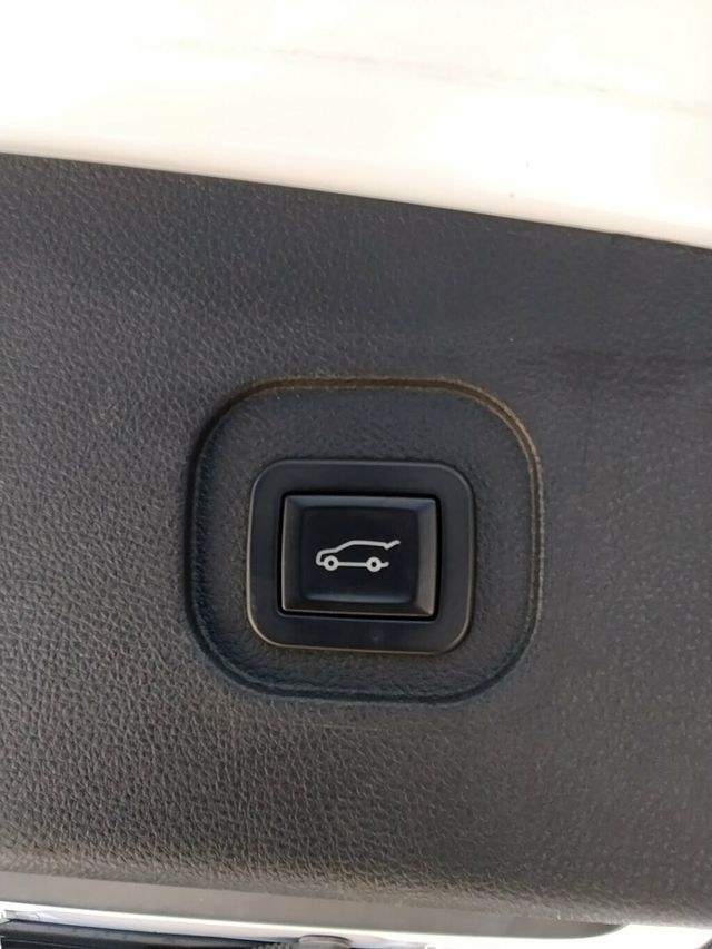 2016 Chevrolet Equinox AWD 4dr LTZ - 23075575 - 31