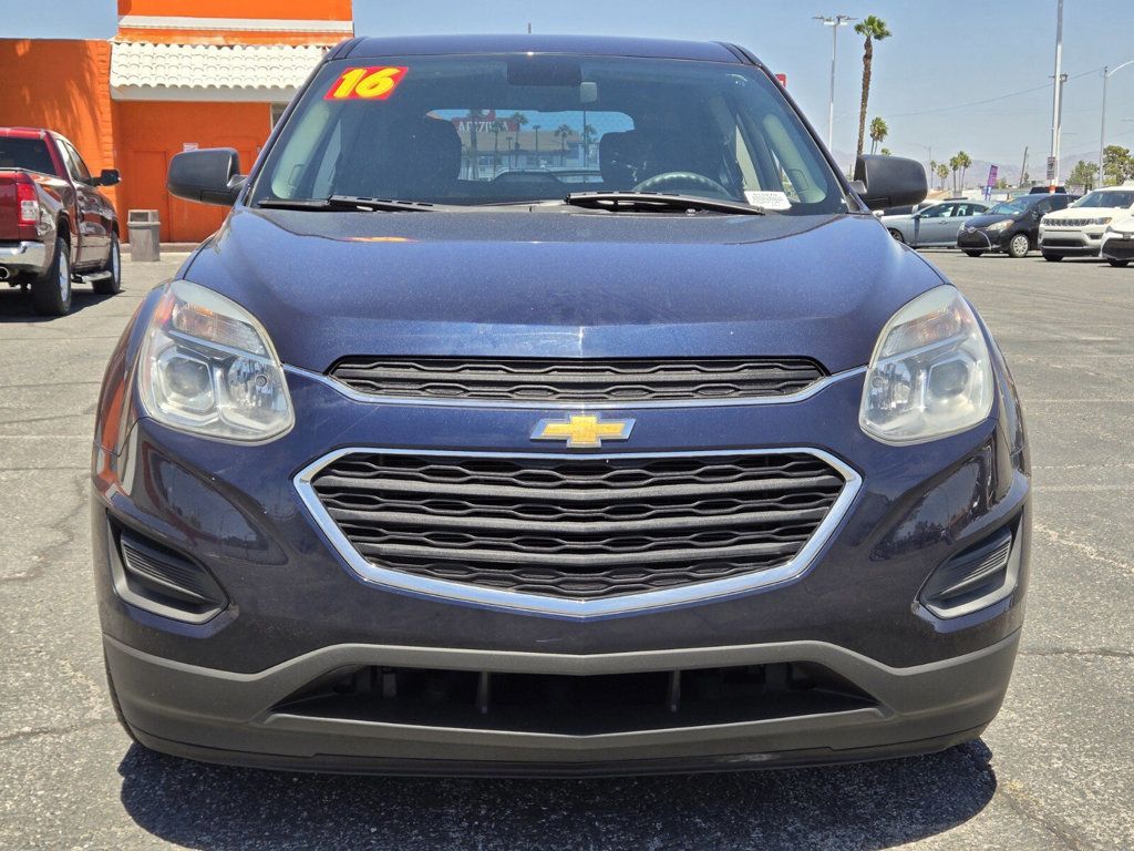 2016 Chevrolet Equinox LS photo 4