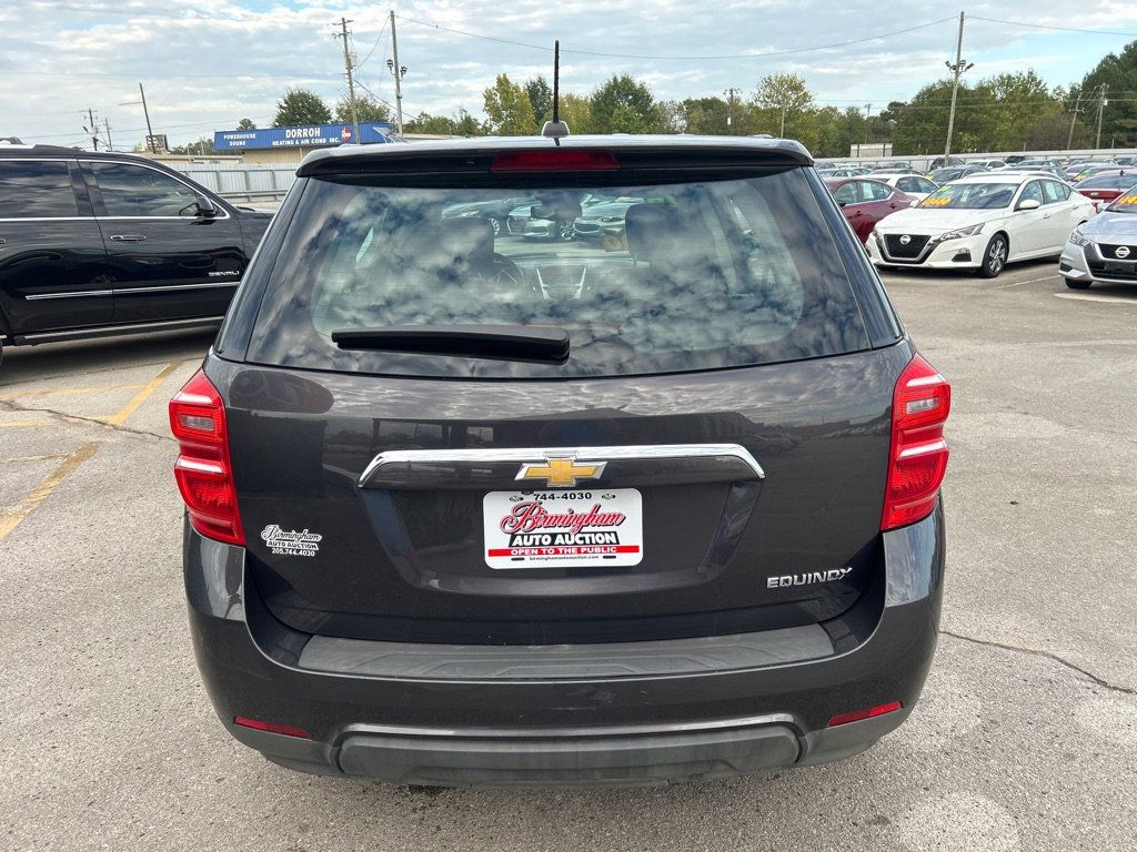 2016 Chevrolet Equinox LS photo 4