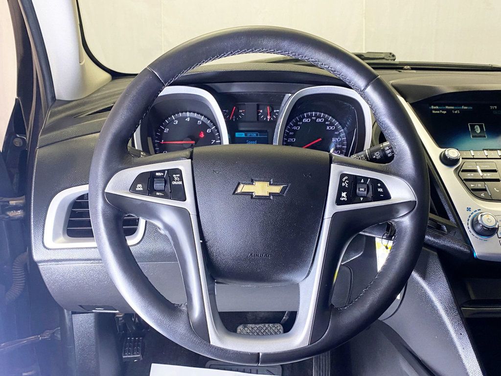 2016 Chevrolet Equinox LT photo 19