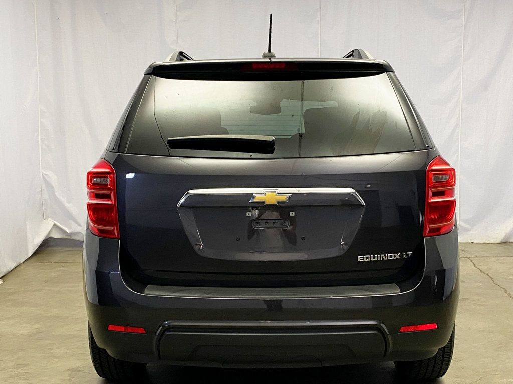 2016 Chevrolet Equinox LT photo 4