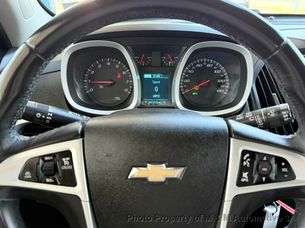 2016 Chevrolet Equinox LT photo 14