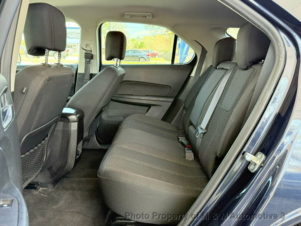 2016 Chevrolet Equinox LT photo 19