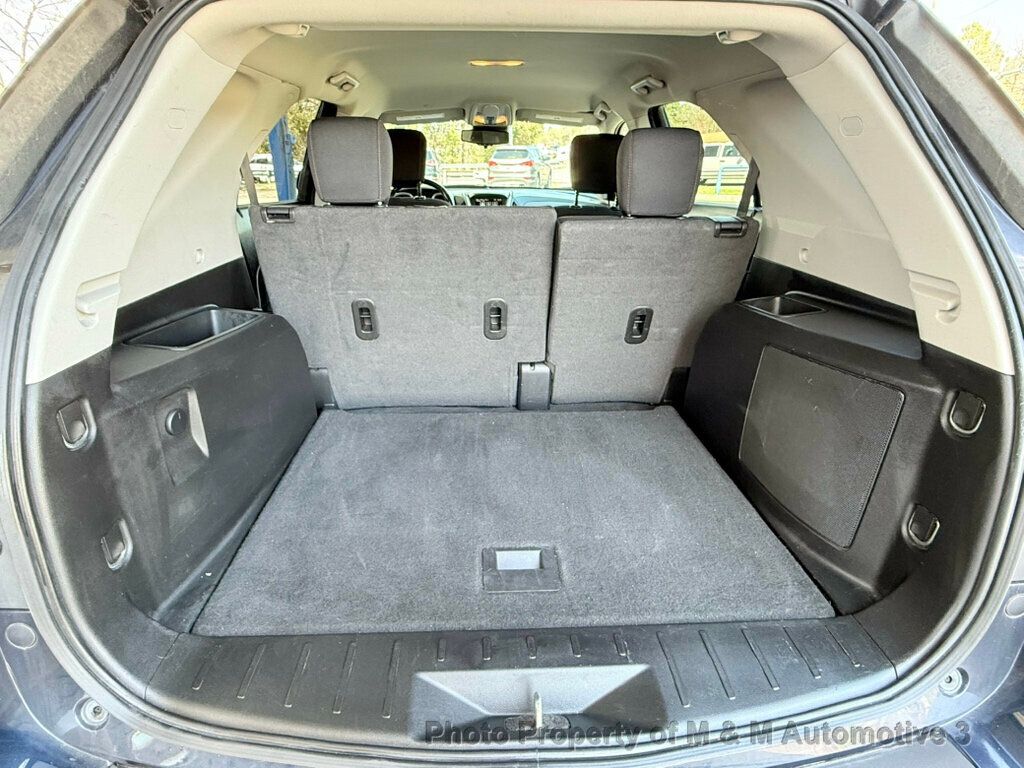 2016 Chevrolet Equinox LT photo 21