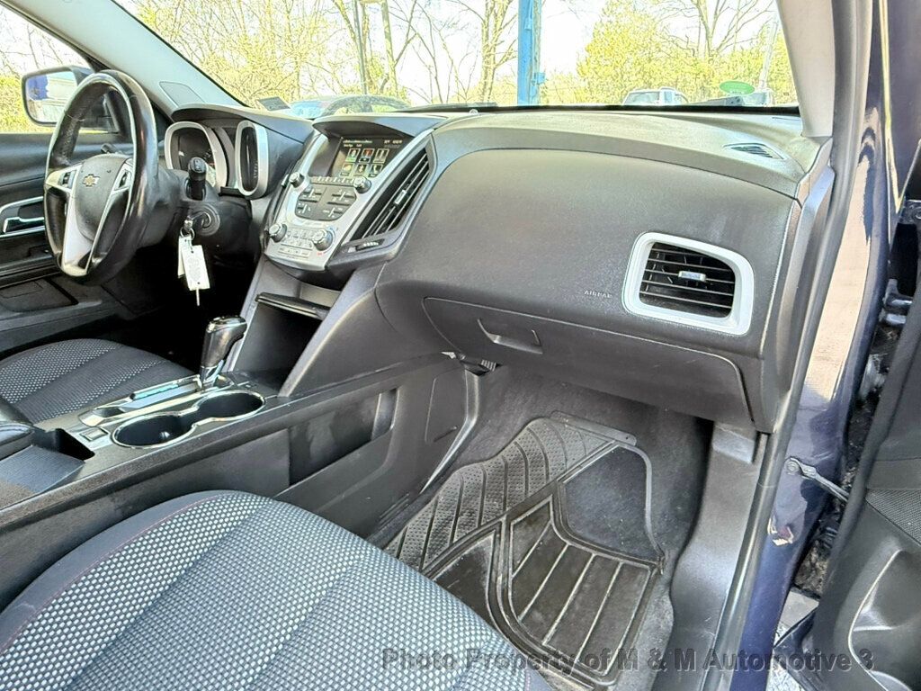 2016 Chevrolet Equinox LT photo 9
