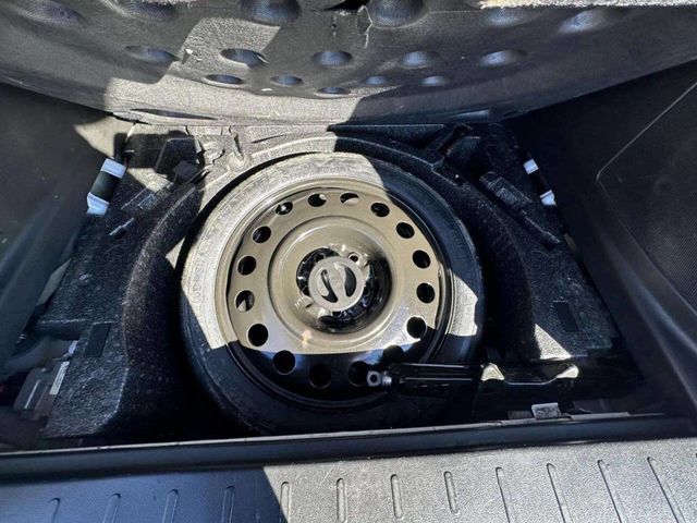 2016 Chevrolet Equinox FWD 4dr LTZ - 22947836 - 18