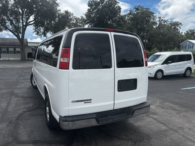 2016 Chevrolet EXPRESS 15 PASSENGER  - 23071872 - 10