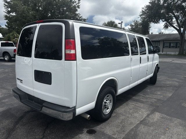 2016 Chevrolet EXPRESS 15 PASSENGER  - 23071872 - 2