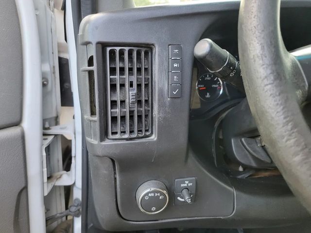2016 Chevrolet Express 2500 Cargo Van 3D - 22940762 - 15